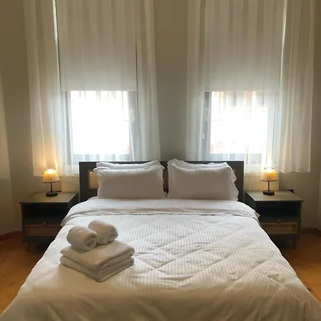 Hotel Utopia *